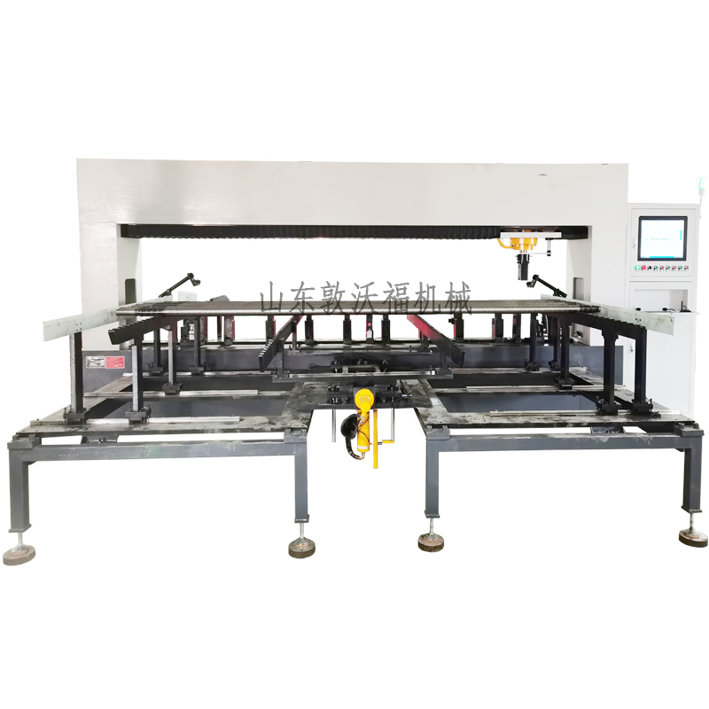 全自動薄壁管校直機生產(chǎn)線 校直設(shè)備